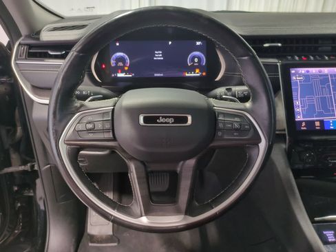 Used 2022 Jeep Grand Cherokee L Limited image 20