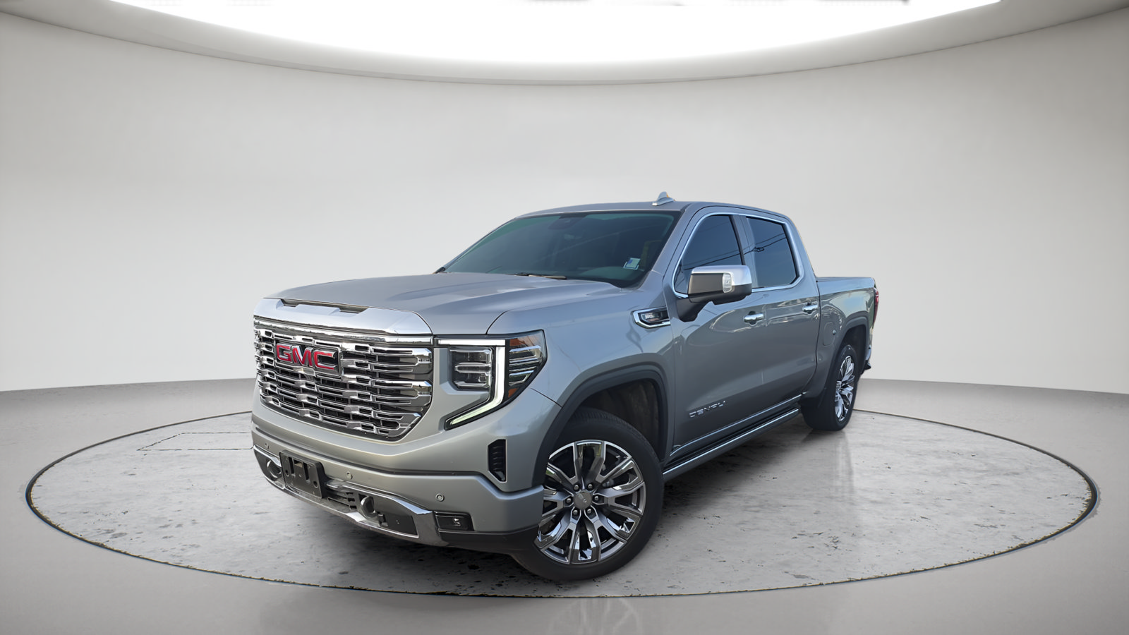 Used 2025 GMC Sierra 1500 Denali w/ Denali Reserve Package AWD/4WD image 1