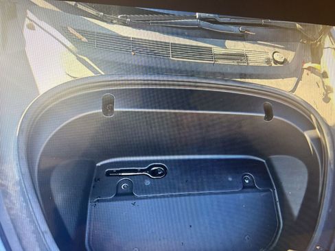 Used 2020 Tesla Model 3 Standard Range image 6