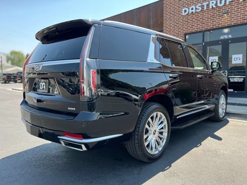 Used 2021 Cadillac Escalade Premium Luxury AWD/4WD image 33