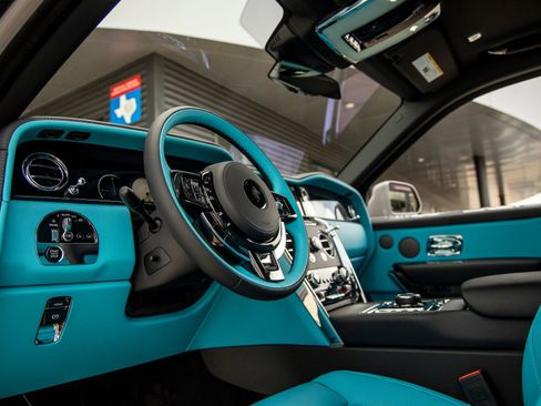 New 2026 Rolls-Royce Cullinan image 29