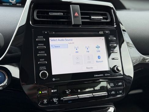 Used 2021 Toyota Prius Prime LE image 14