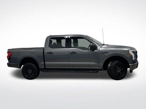 Used 2025 Ford F150 Lightning XLT image 2