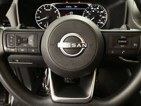 Used 2024 Nissan Rogue S AWD/4WD image 35