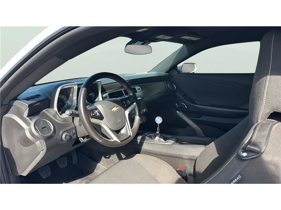 Used 2015 Chevrolet Camaro SS w/ RS Package RWD image 15