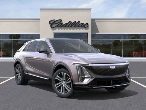 New 2026 Cadillac Lyriq Luxury image 7