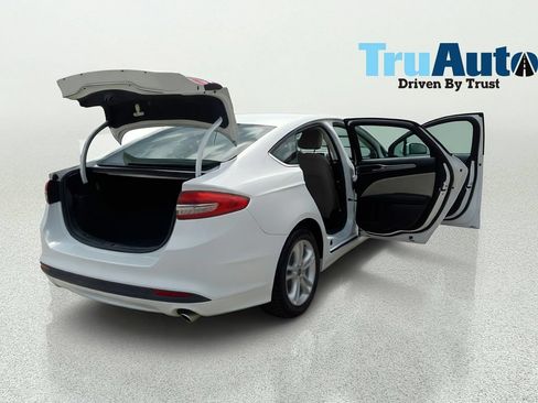 Used 2018 Ford Fusion S FWD image 15