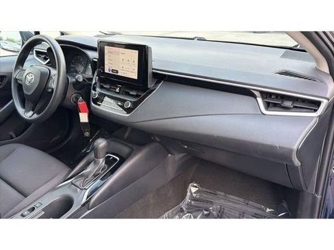 Certified 2024 Toyota Corolla LE FWD image 40