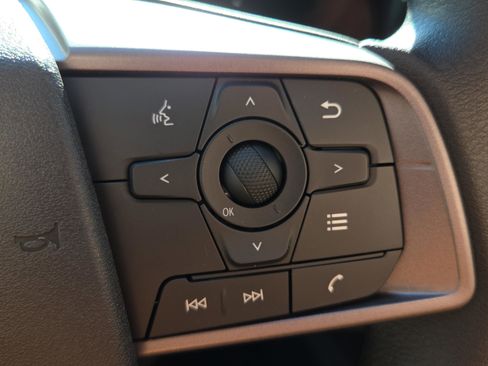 New 2026 Nissan Sentra SV w/ Floor Mat Package FWD image 29