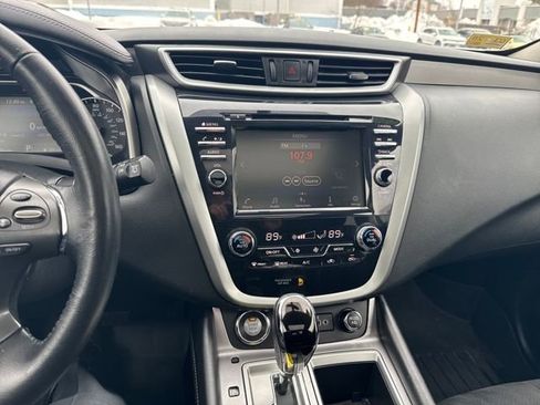 Used 2019 Nissan Murano SV w/ Premium Package image 23