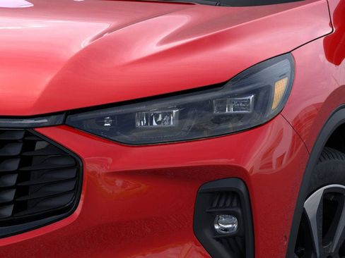 New 2024 Ford Escape Platinum w/ Premium Technology Package image 18