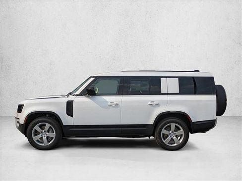 Used 2025 Land Rover Defender 130 S AWD/4WD image 5