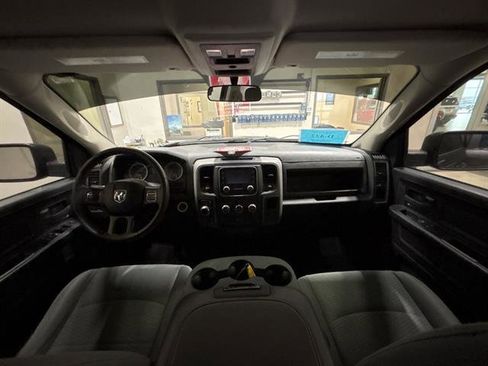 Used 2019 RAM 1500 Express image 22
