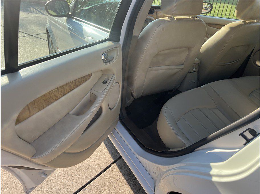 Used 2004 Jaguar X-TYPE 3.0 AWD/4WD image 10