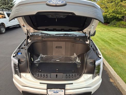 New 2025 Ford F150 Lightning Flash image 38