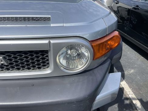 Used 2007 Toyota FJ Cruiser 4WD image 6