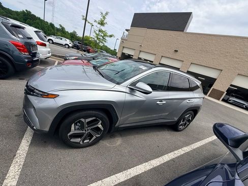 Used 2022 Hyundai Tucson Limited FWD image 3