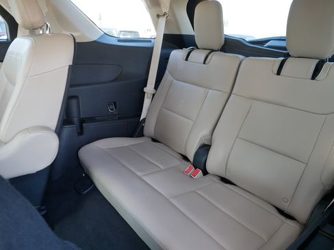 Used 2020 Ford Explorer Limited AWD/4WD image 17