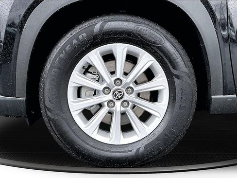 Used 2025 Toyota Grand Highlander FWD image 34