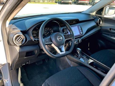 Certified 2024 Nissan Kicks SV image 16