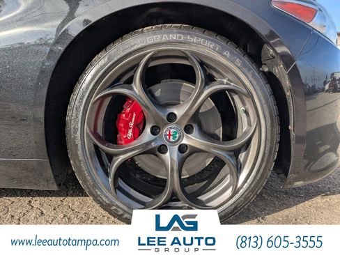 Used 2018 Alfa Romeo Giulia Ti Sport w/ Quick Order Package 22S Sport image 10