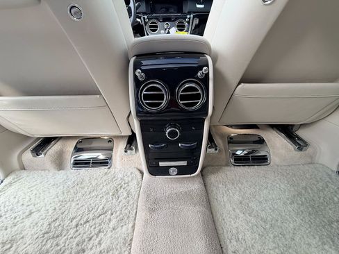 Used 2019 Rolls-Royce Cullinan AWD/4WD image 41