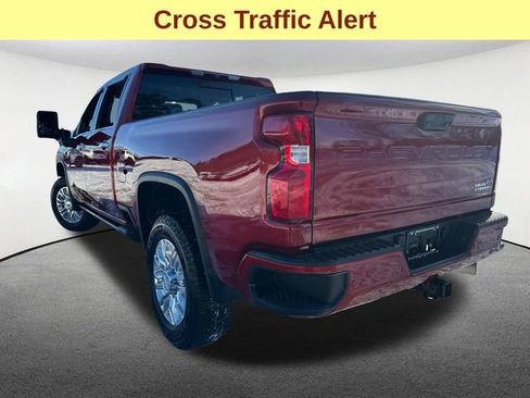 Used 2022 Chevrolet Silverado 2500 High Country w/ Safety Package II image 10