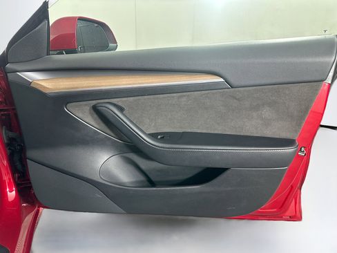 Used 2022 Tesla Model 3 image 31