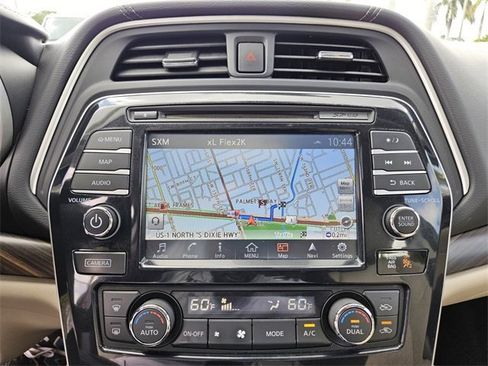 Used 2018 Nissan Maxima Platinum image 17