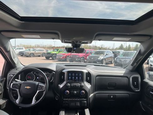 Used 2021 Chevrolet Silverado 1500 LTZ w/ LTZ Premium Package image 26