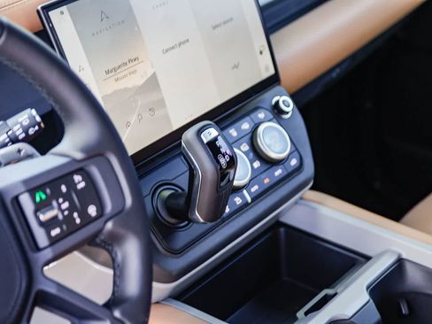 New 2026 Land Rover Defender 110 V8 image 15