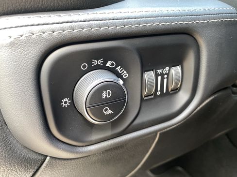 Used 2022 RAM 3500 Limited AWD/4WD image 20