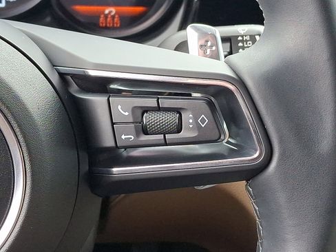 Used 2022 Porsche Macan image 23