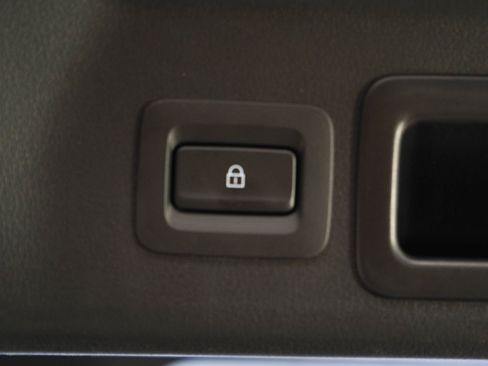 Used 2022 MAZDA MX-30 Electric w/ Premium Plus Pkg FWD image 18