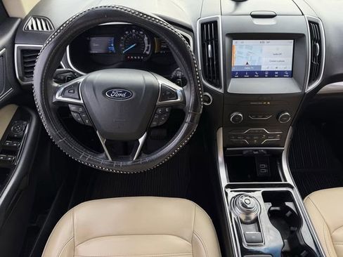 Used 2019 Ford Edge SEL w/ Equipment Group 201A AWD/4WD image 10