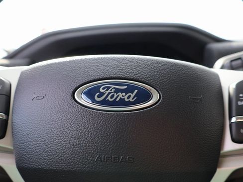 New 2026 Ford Explorer Active AWD/4WD image 28