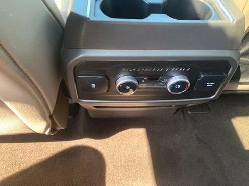 Used 2021 Ford Expedition XLT RWD image 27