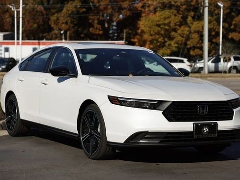 New 2025 Honda Accord Sport image 19