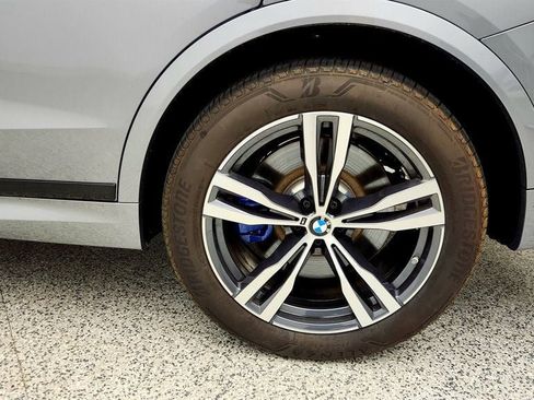 Used 2025 BMW X7 M60i AWD/4WD image 9