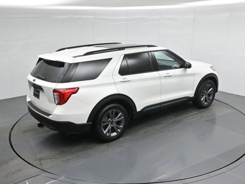 Certified 2023 Ford Explorer XLT w/ Equipment Group 202A image 44