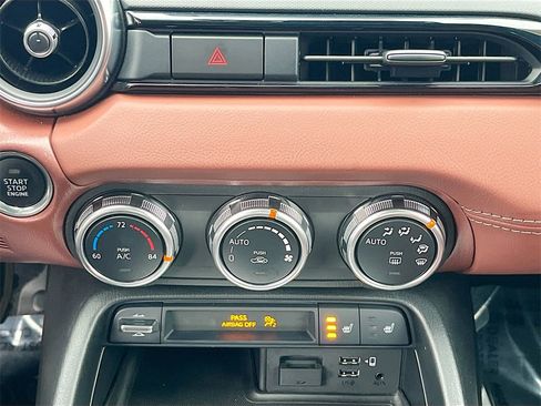 Used 2019 MAZDA MX-5 Miata RF Grand Touring image 14