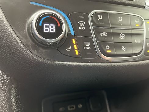 Certified 2022 Chevrolet Equinox LT image 22