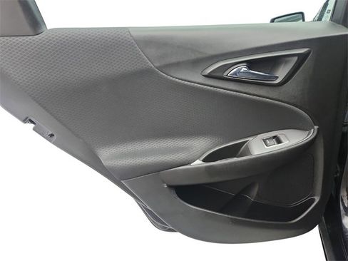 Used 2022 Chevrolet Malibu LS image 17