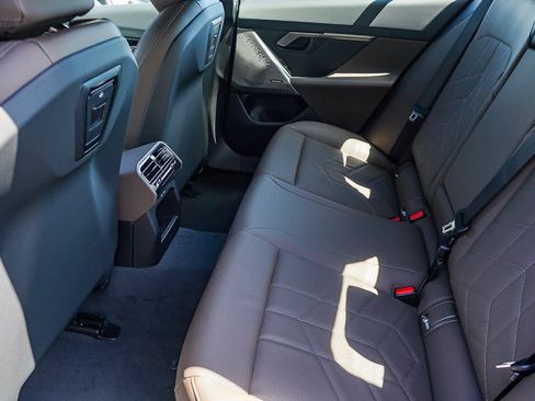 New 2026 BMW i5 eDrive40 w/ Premium Package image 21