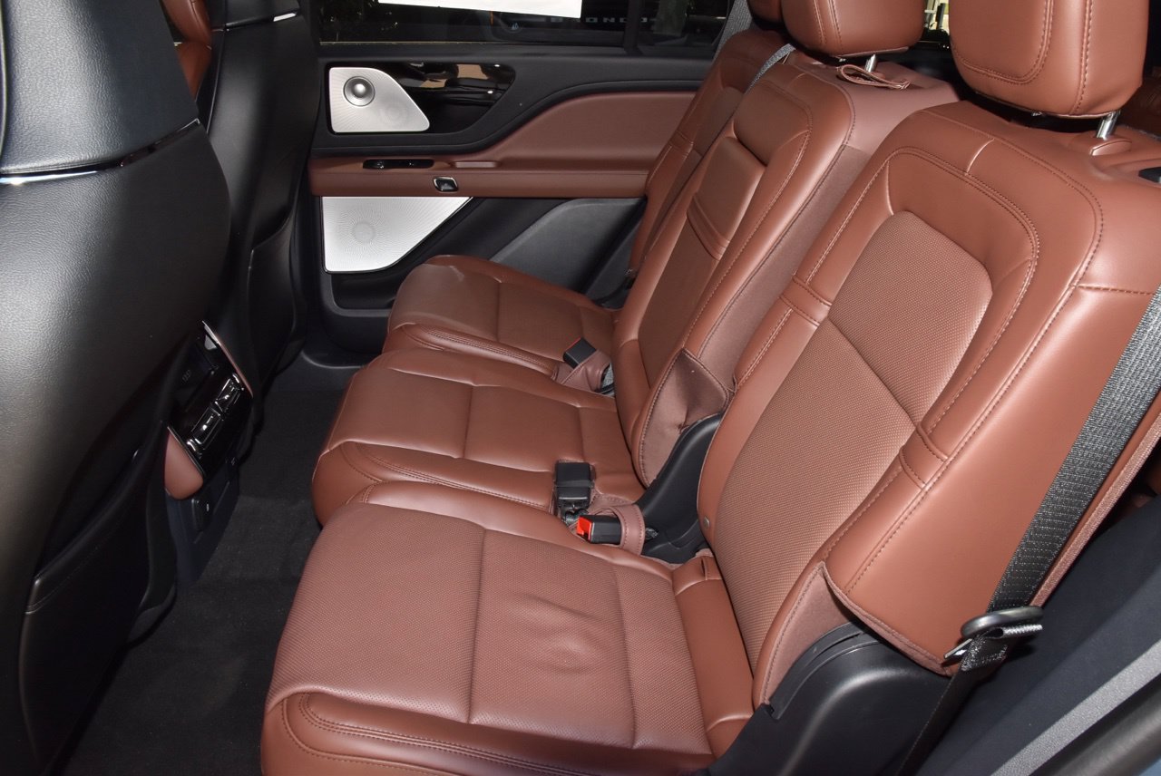 New 2027 Lincoln Aviator Reserve AWD/4WD image 14