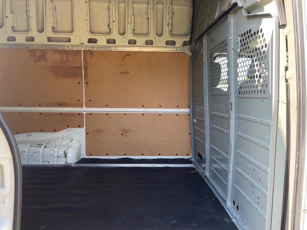 Used 2012 Nissan NV 2500 SV RWD image 15