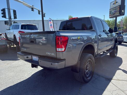 Used 2015 Nissan Titan PRO-4X w/ Pro-4x Luxury Package AWD/4WD image 7