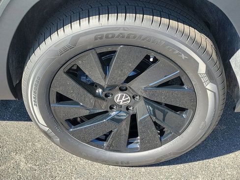 New 2026 Volkswagen Atlas SE image 5