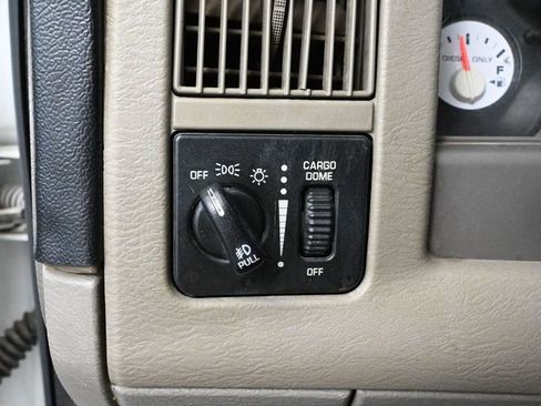 Used 2003 Dodge Ram 2500 Truck SLT image 27