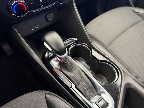 Used 2025 Buick Encore GX Preferred FWD image 40